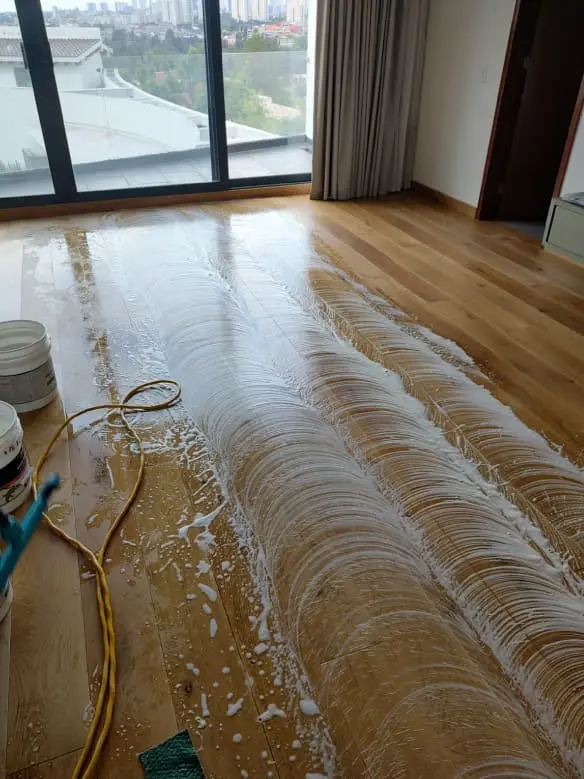 Mantenimiento de PIsos de Ingeniería Ivorem Design